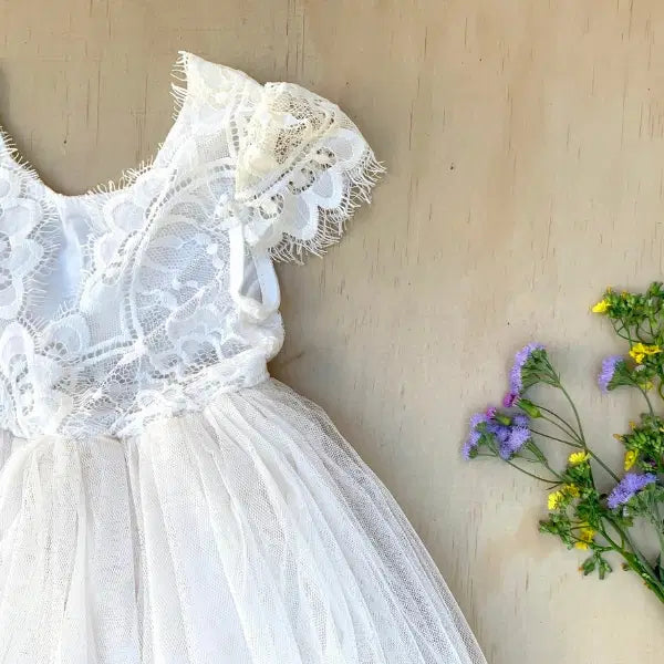 close up view of lace cap sleeve on v back Flower Girl Dress image 3