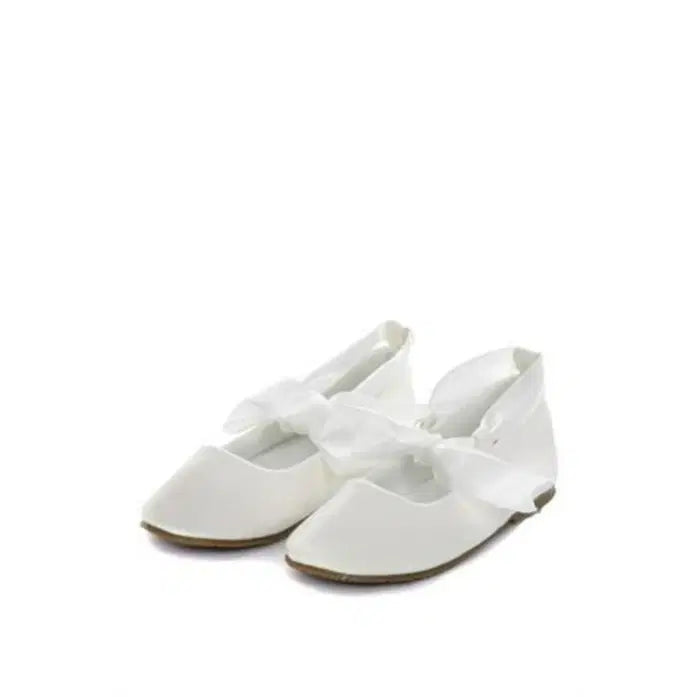 Girls white ballerina shoes image 0