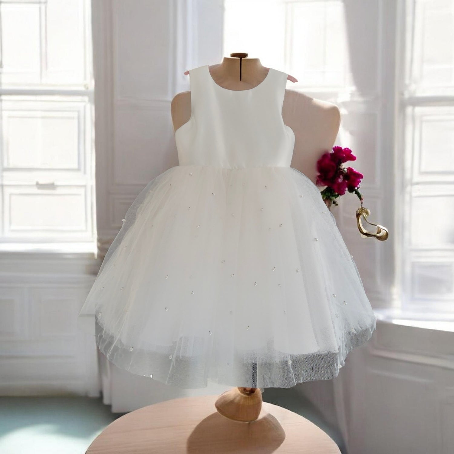 Elegant white satin and tulle Flower Girl Dress image 5